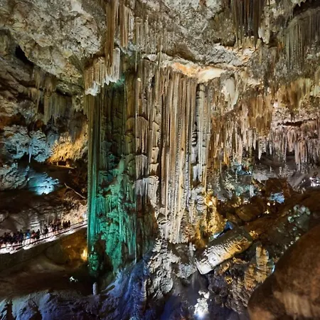 Apartamentos Coral-Mar En El Centro De Nerja Appartement Nerja