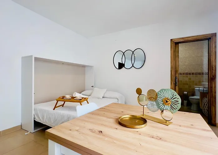 Apartamentos Coral-Mar En El Centro De Nerja Nerja