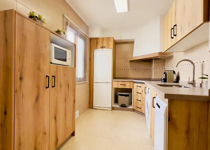 Apartamentos Coral-Mar En El Centro De Nerja