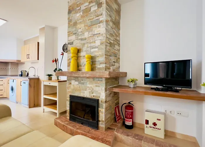 Apartamentos Coral-Mar En El Centro De Nerja *